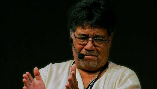 Escritor chileno Luis Sepúlveda está en coma y con respiración asistida tras contagio de coronavirus