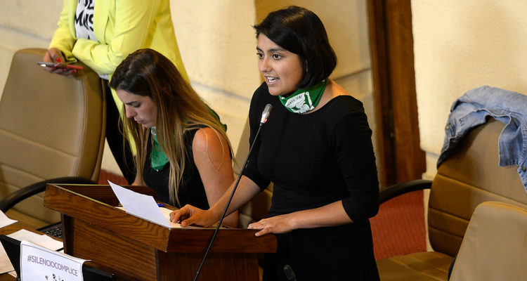 diputada en interpelación