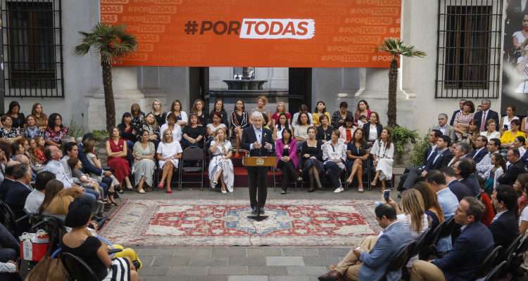 #PorTodas: Gobierno conmemora Día Internacional de la Mujer y anuncia dos nuevos proyectos de ley