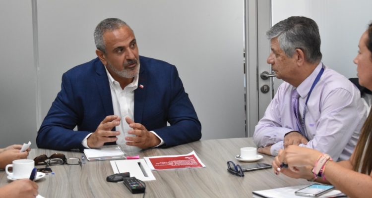 Intendente del Maule llama a la calma ante caso de coronavirus y pide no suspender las clases