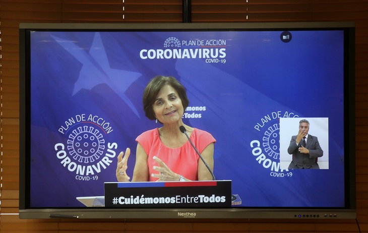 Subsecretaria de Salud Pública, Paula Daza durante la presentación via streaming donde informo sobre las 94 Aduanas Sanitarias instaladas en el país, en el marco del Plan Coronavirus (Covid-19), en el ministerio de Salud, Santiago.