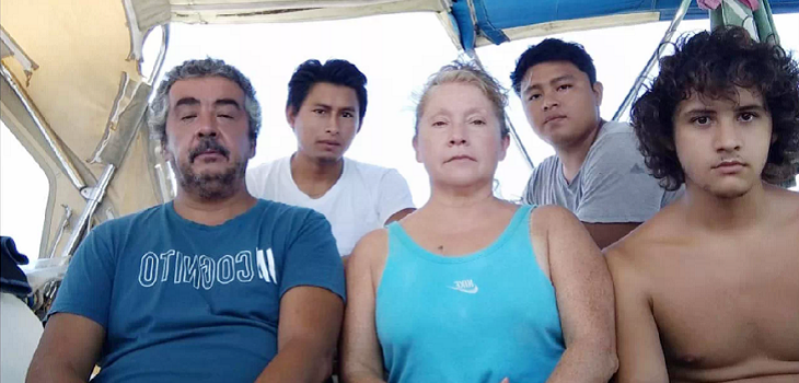 Familia chilena lleva más de 50 días flotando en un velero frente a Honduras: no han recibido ayuda