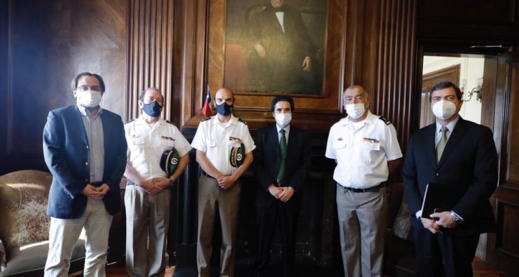 Gobierno da pie atrás y acuerda bajar a $1.400 millones el recorte a Bomberos: deberá ser votado