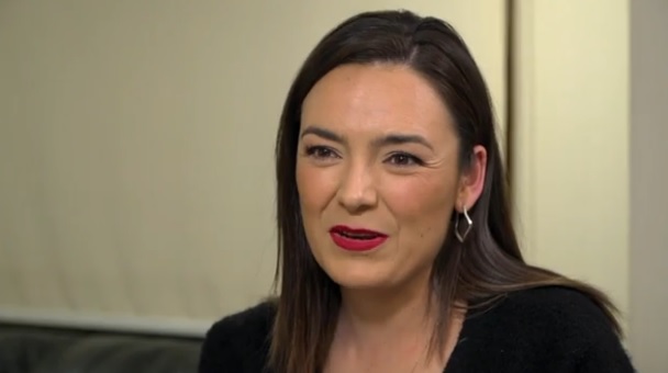 Janis Pope reveló en La Divina Comida el frío y singular encuentro en el que conoció a su padre