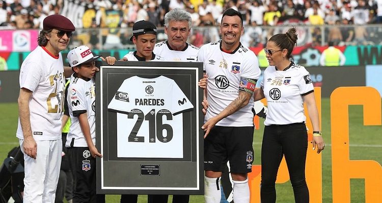 Hasta le hicieron una fiesta: ANFP confirmó que Esteban Paredes no ha superado récord de 'Chamaco'