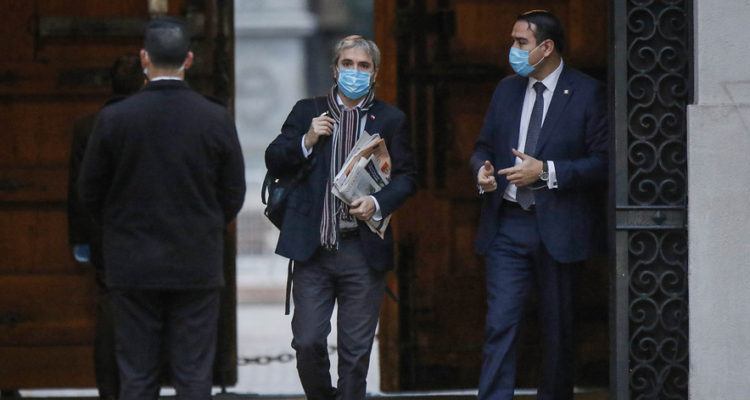 Blumel criticó almuerzo de Raúl Guzmán en plena cuarentena: 