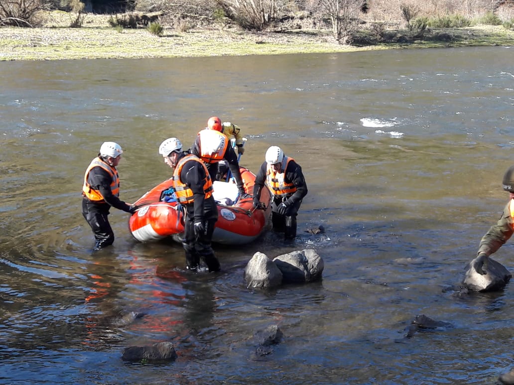 accidente río Simpson en Coyhaique