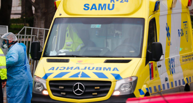 14 funcionarios del SAPU Gómez Carreño en Viña del Mar terminaron intoxicados con amonio cuaternario