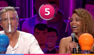 Betsy Camino sufrió hilarante confusión en la vuelta de 'Pasapalabra'