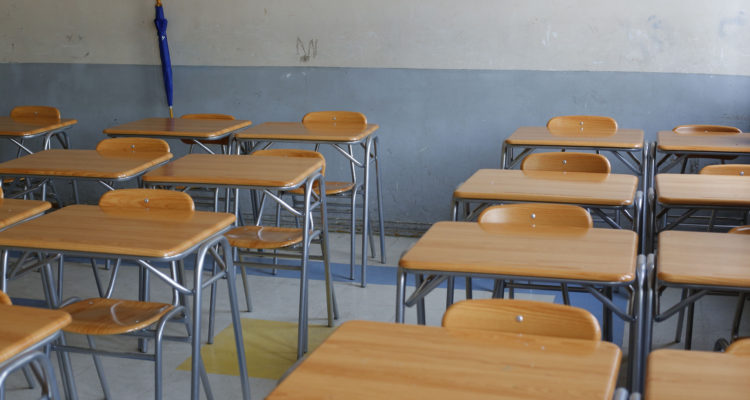 Desconfinamiento: Mineduc entrega plan con orientación para reapertura a escuelas en zonas de fase 4