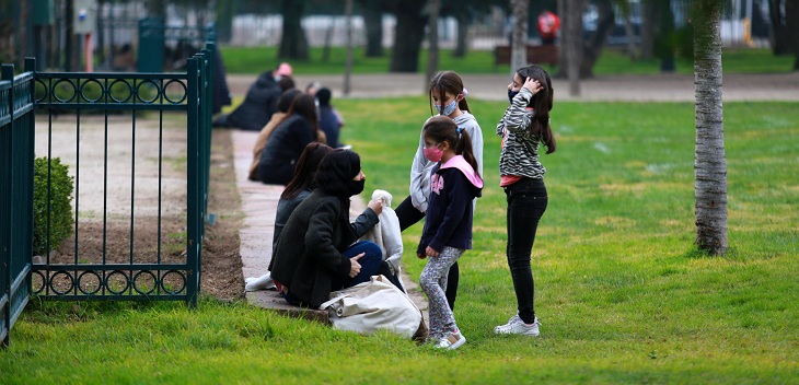 Gobierno prepara permiso especial para que niños puedan salir durante la cuarentena
