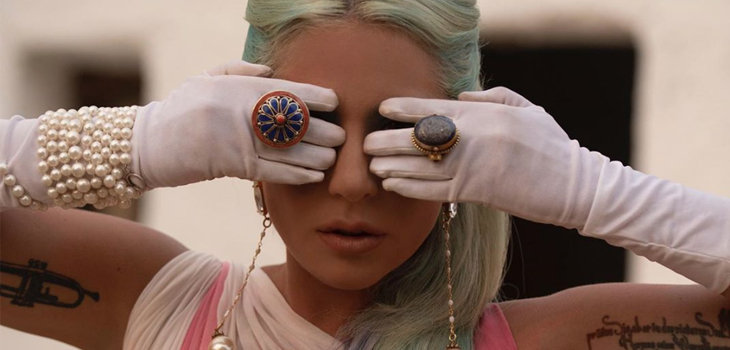 Lady Gaga se refiere a problemas de salud mental