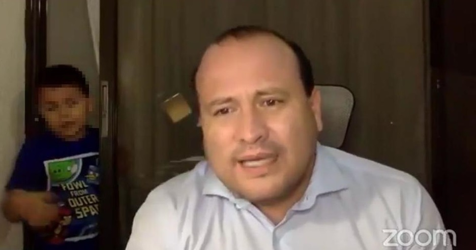 diputado de Guatemala sufrió divertida intervención de su hijo en foro por Zoom