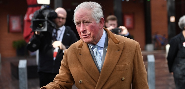 El abrigo del príncipe Carlos que lleva usando hace más de 30 años