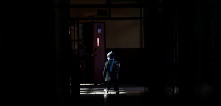 Condenan a 3 años de cárcel a auxiliar de colegio por abusar de una alumna en Lautaro