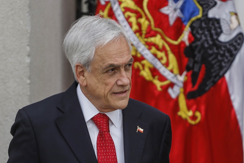 Piñera anuncia reclamación a la ONU por territorio submarino en la provincia de Rapa Nui