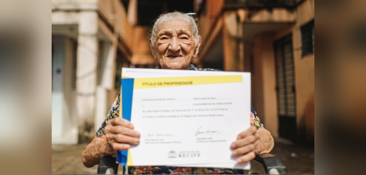 Sueño cumplido: la historia de mujer de 114 años que logró comprar su casa tras décadas de esfuerzo