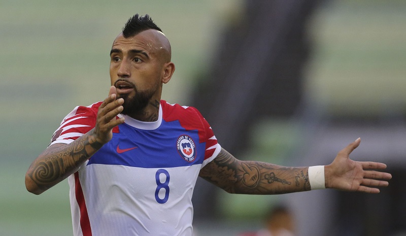 Medel y Vidal reaccionan tras derrota de Chile