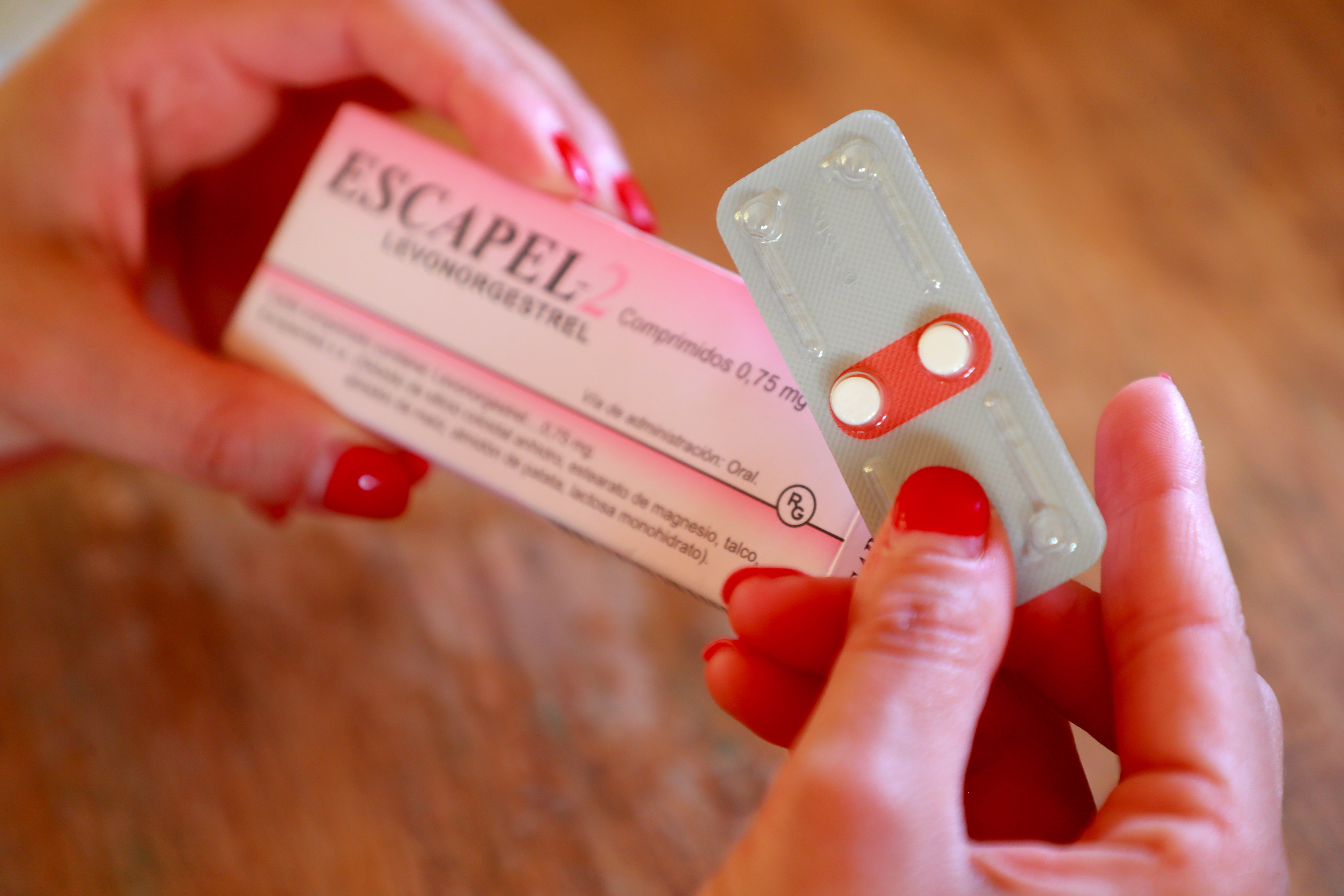 Estudio revela leve alza en venta de anticonceptivos y aumento de la “pastilla del día después”