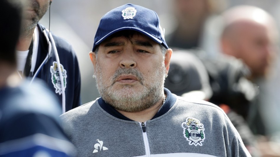 aseguran que Maradona sufrió golpe en la cabeza días antes de morir