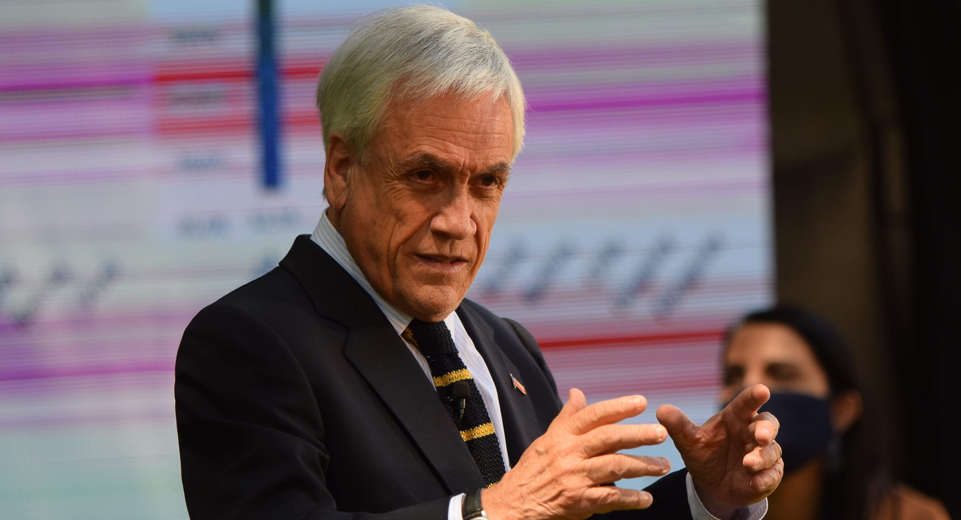 Piñera afirma que segundo 10% es "ayuda para hoy" y que no se puede "descuidar" el mañana