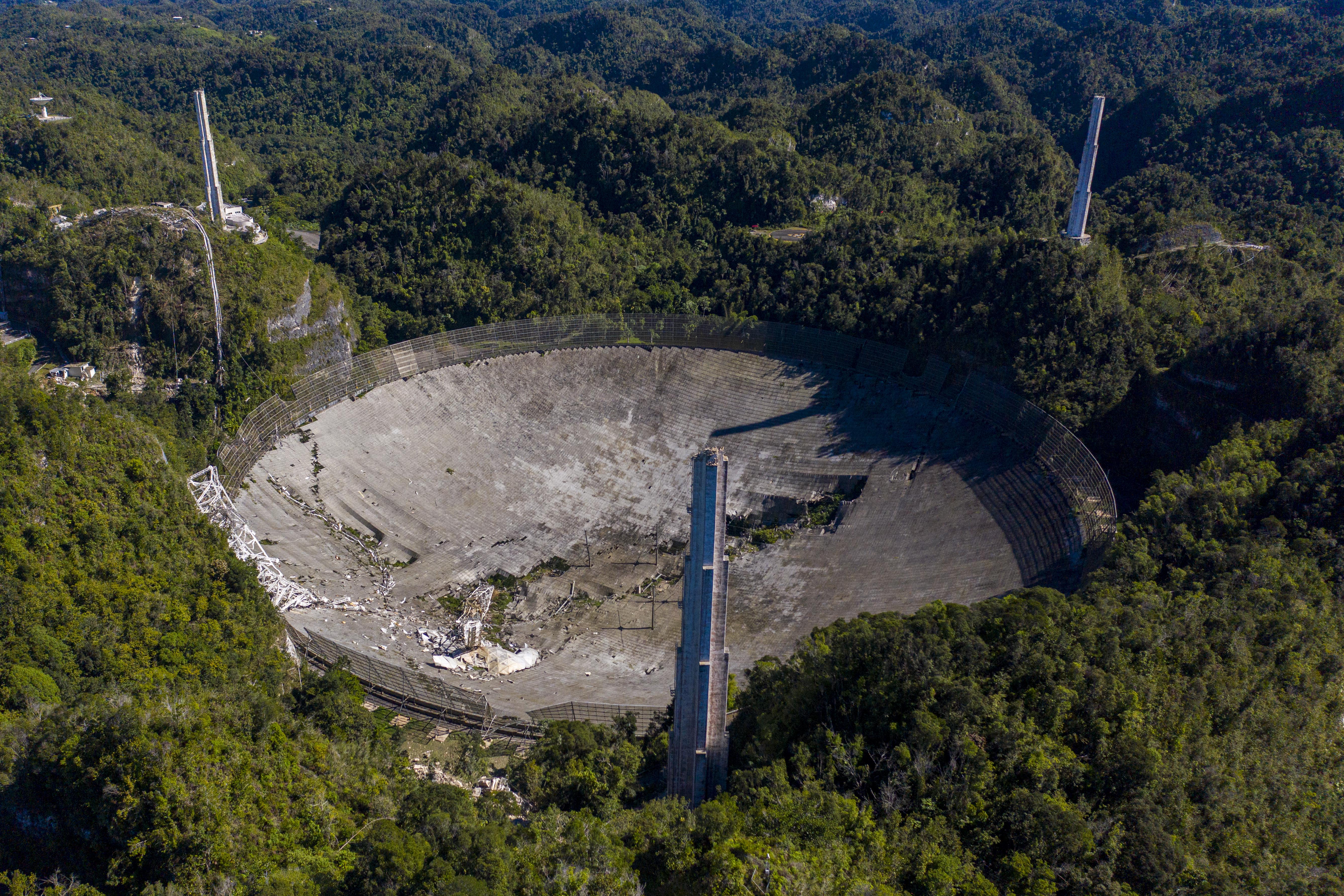 radiotelescopio de Arecibo en Puerto Rico