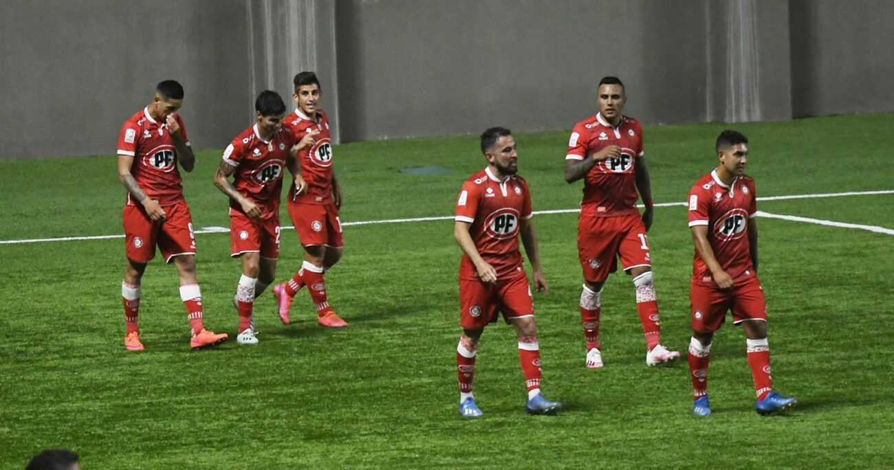 Colegio Médico acusa a La Calera de perjudicar a su doctor principal por alertar contagios COVID