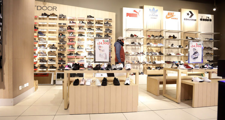 Tiembla "Master Plop": Iniciativa termina con los "descuentos atados" en el retail