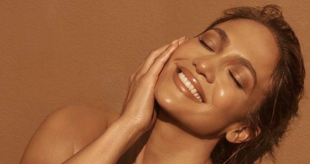 Las 5 "S": Jennifer Lopez reveló su fórmula secreta para tener una piel radiante