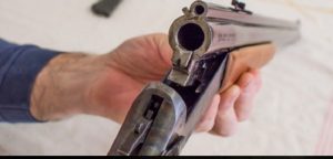 Menor de 14 años murió por aparente disparo accidental de su primo de 12 con un rifle