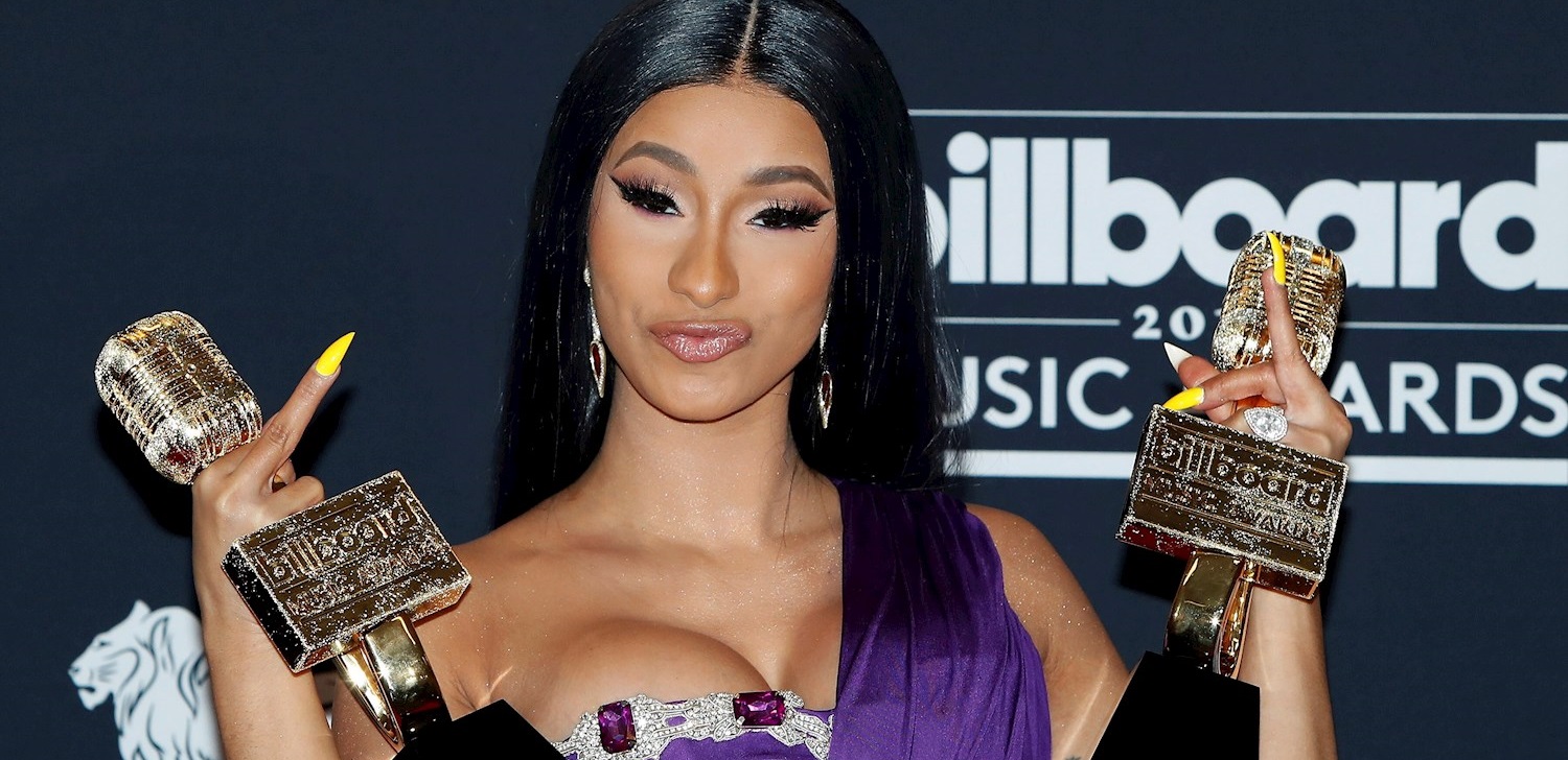 Cardi B será la protagonista de la nueva película de Paramount "Assisted Living": tendrá cómico rol Cardi B será la protagonista de "Assisted Living", nueva película de comedia de Paramount Cardi B y su gran salto en la actuación: protagonizará nueva película de Paramount "Assisted Living"
