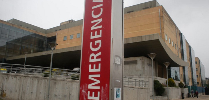 Enfermera de Hospital Las Higueras da positivo a COVID-19 pese a recibir primera dosis de vacuna