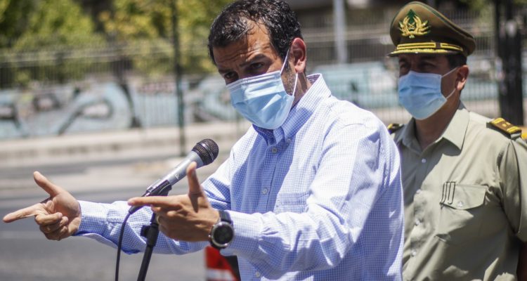 Ministro Delgado por uso masivo de fuegos artificiales: 