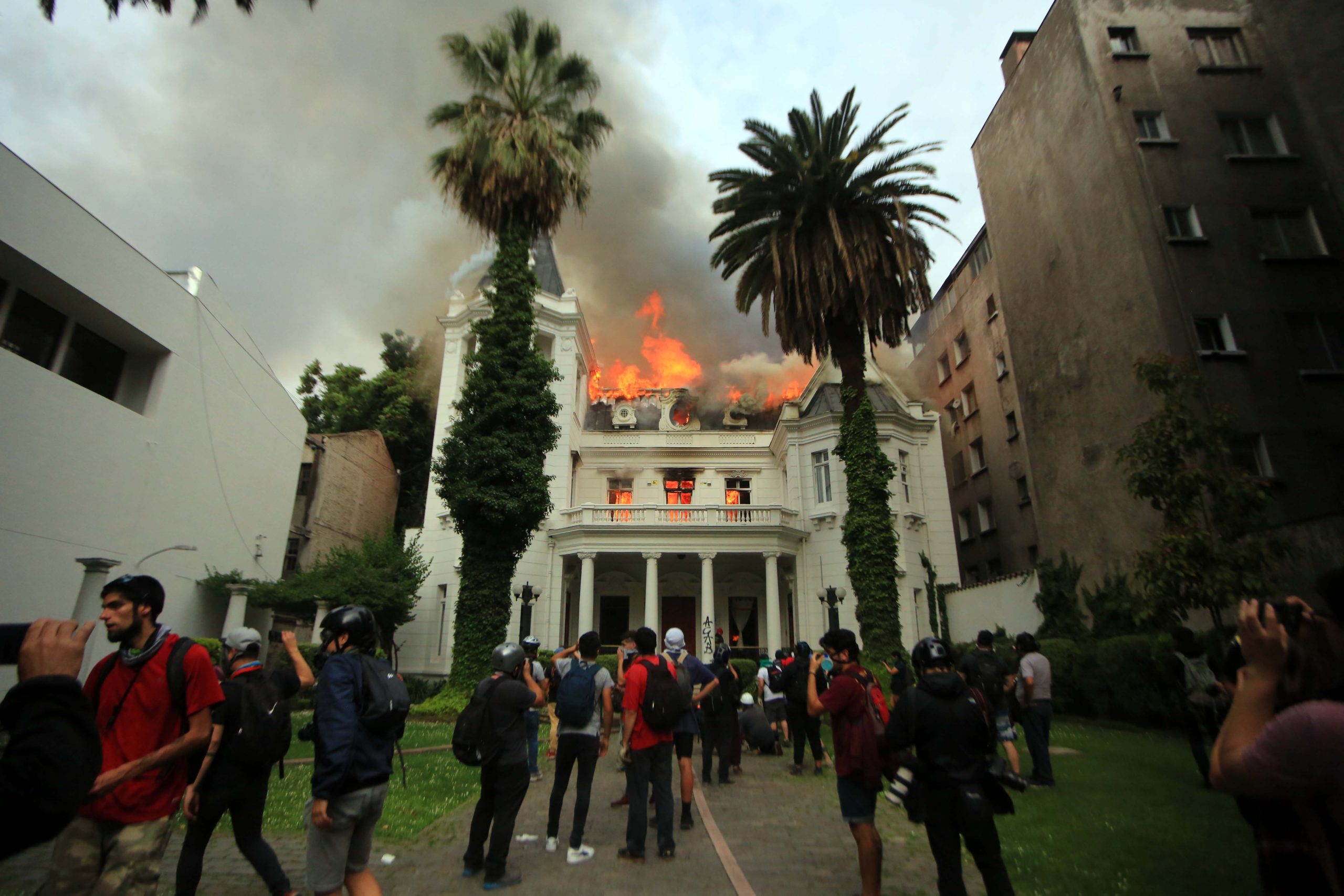 Comienza segundo juicio oral contra acusado de incendio de la Universidad Pedro de Valdivia