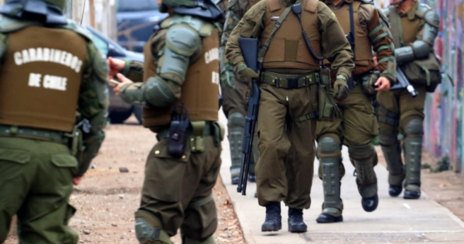 Avanza seguro jurídico para Carabineros, que incluye casos por brutalidad y violaciones a DDHH