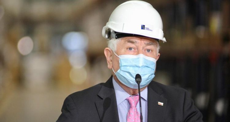 Minsal anuncia inoculación de dializados desde esta semana tras recibir envío de vacunas Pfizer