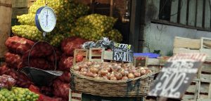 IPC de febrero tuvo una variación de 0,2%: subieron de precio los autos y bajaron algunos alimentos