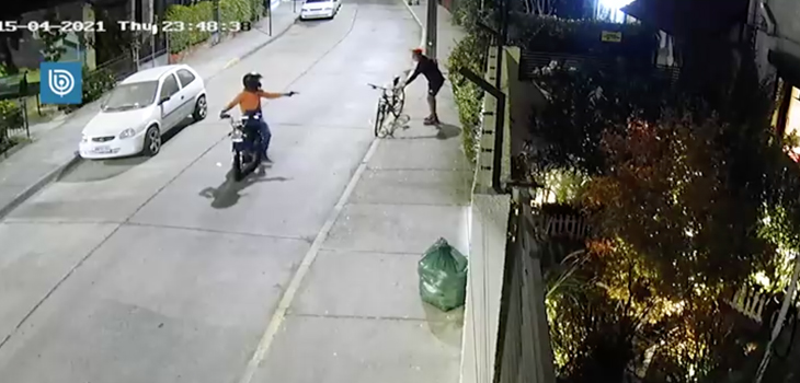 asalto a ciclista en Providencia