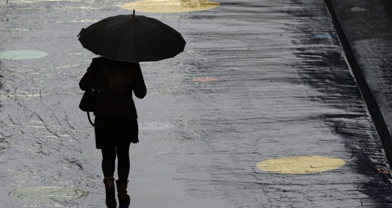 Cuatro sistemas frontales traerán lluvias a Santiago y la zona central de Chile este fin de semana