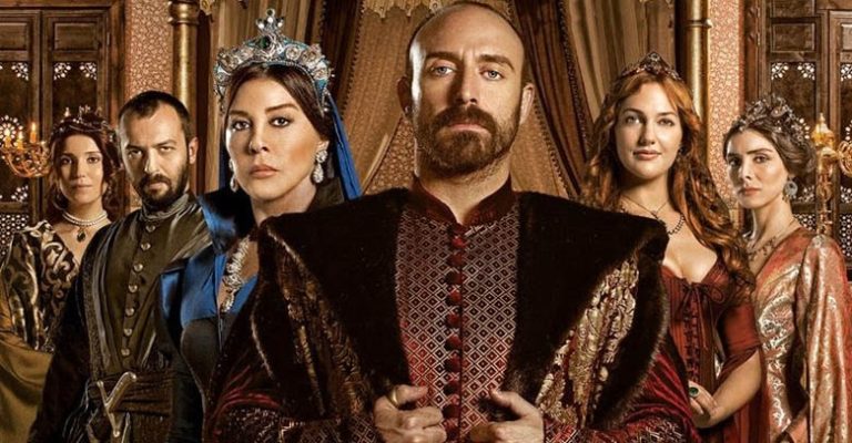 Repetición de 'El Sultán' sale de la franja vespertina en Canal 13 y 'Caso Cerrado' tomará su lugar