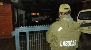 Hombre intento matar a su pareja en Valdivia: la golpeó y le roció parafina en todo su cuerpo