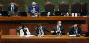 IFE universal: Cámara aprueba proyecto que se extiende hasta septiembre y aumenta montos