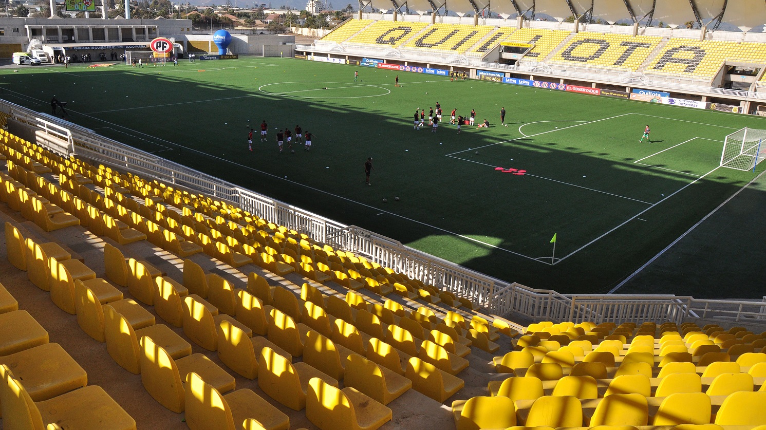 ¿Vuelven las barras? Diputado Prieto solicita al Gobierno apertura de estadios con aforo restringido