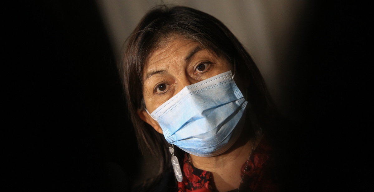 Elisa Loncón informó que Gobierno se comprometió a solucionar problemas en dependencias de la CC