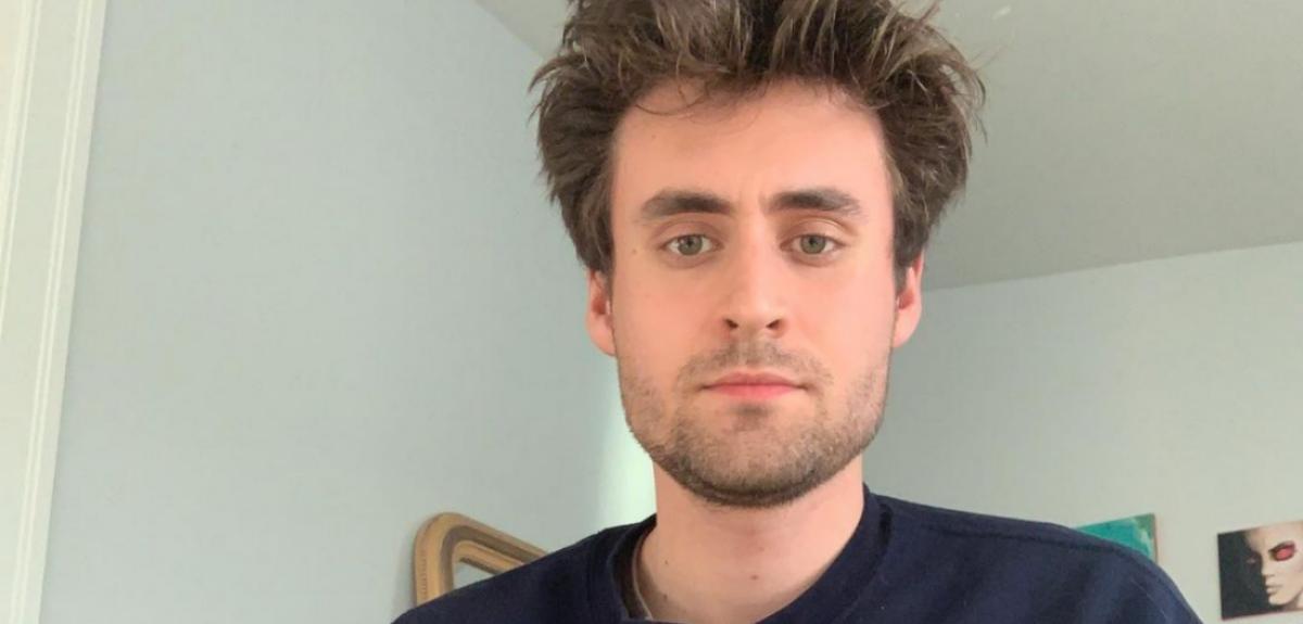 Usó la máquina de afeitar de amigo y sufrió grave cuadro: 