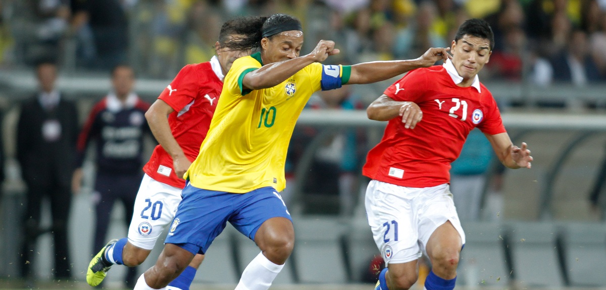 Ronaldinho partido estrellas partido por la paz