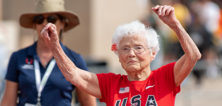 Mujer de 105 años logró batir récord mundial de atletismo