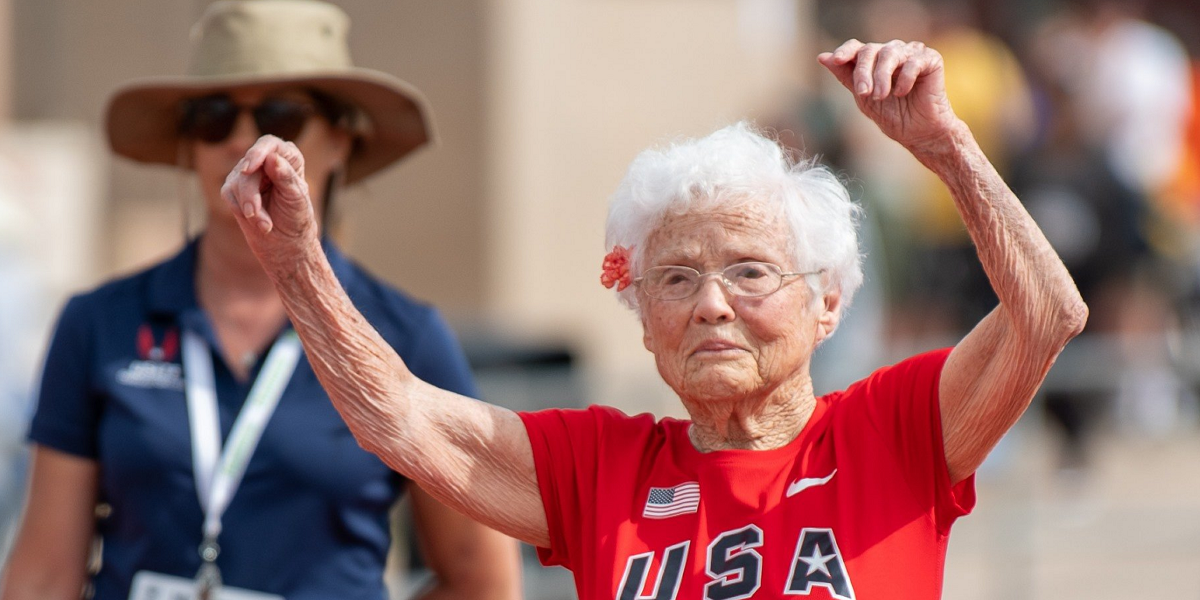 Mujer de 105 años logró batir récord mundial de atletismo