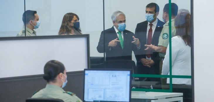 Piñera anuncia sistema de denuncias electrónicas