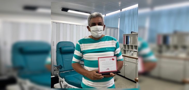 Potente historia de brasileño es viral: salvó a 4 mil pacientes tras donar sangre más de 700 veces